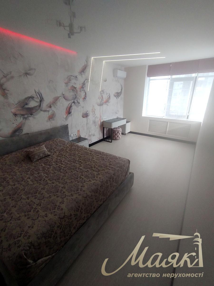 Оренда 3-кімнатної квартири в ЖК РіверСтоун, Трускавецька вул., 10-Г