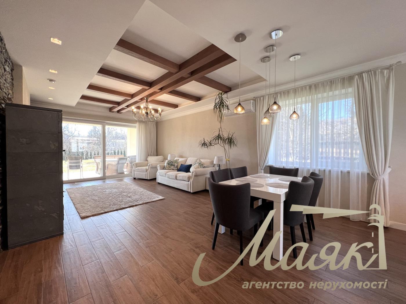 Rent 2-storey house 190m2, Goloseevsky district, Myshelovka