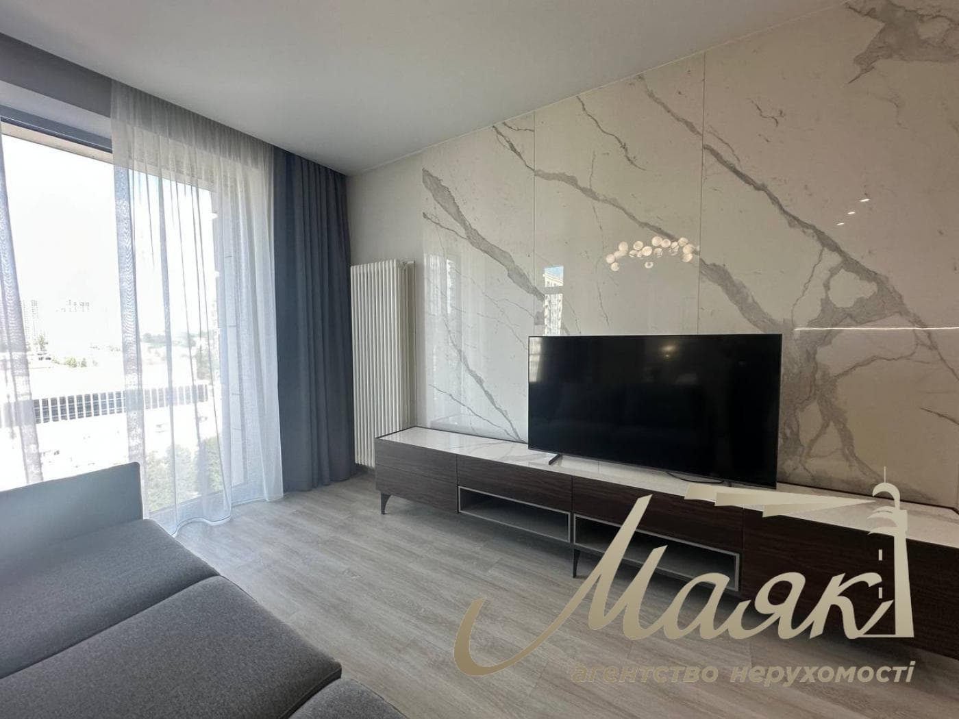 Оренда 2-кімнатної квартири площею 63 м² у ЖК «Atlantic Residences», вул. Антоновича, 118, станція метро «Палац України».