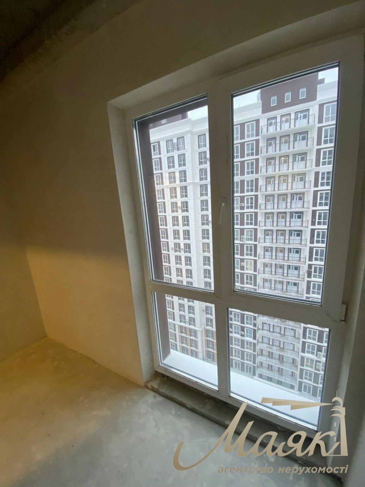 Sale of 2-room apartment in the New England residential complex by assignment, Maksimovicha St.