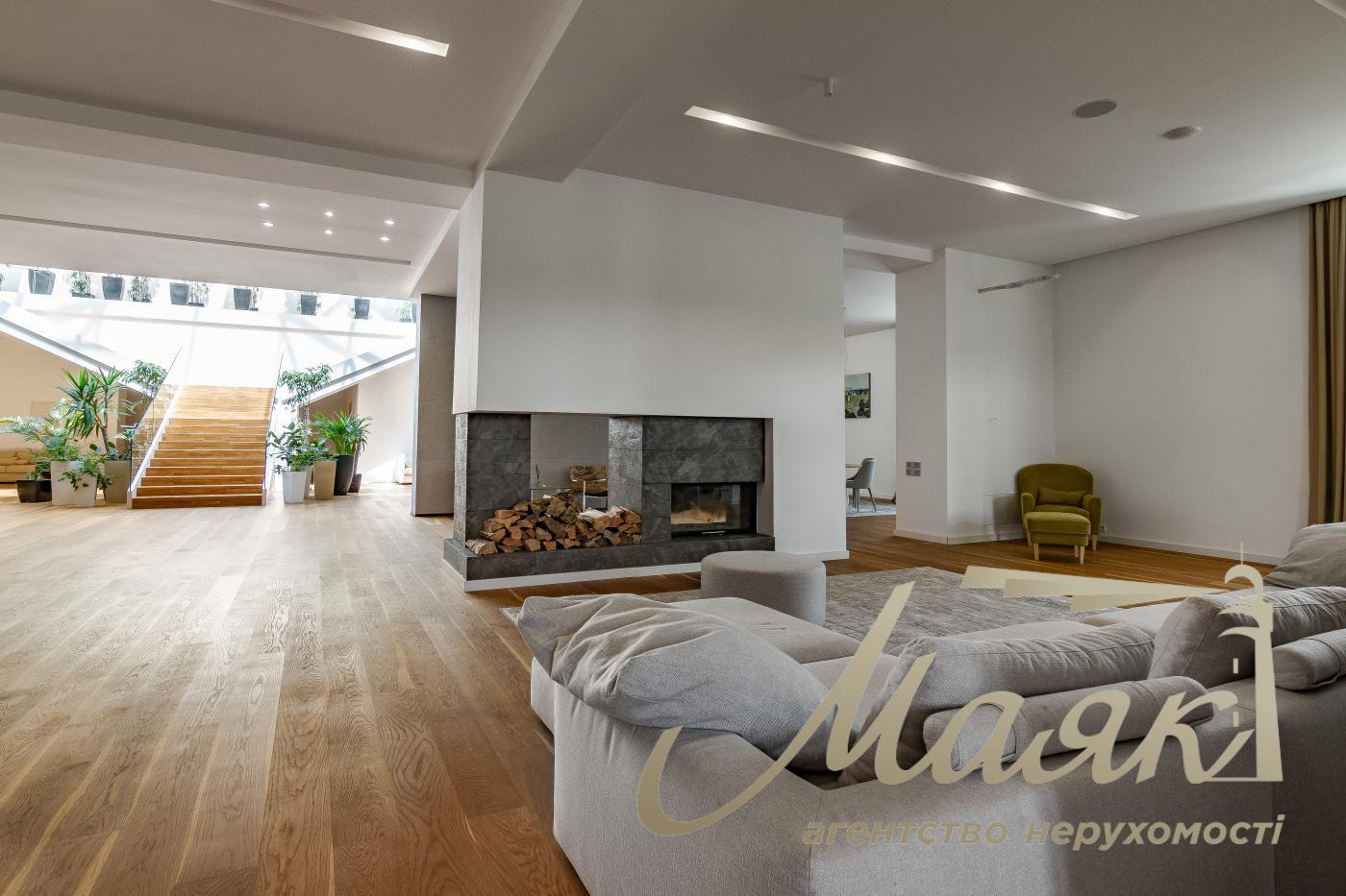 Оренда будівлі 3500м2 у с. с. Красне Перше, поруч із м. Обухів