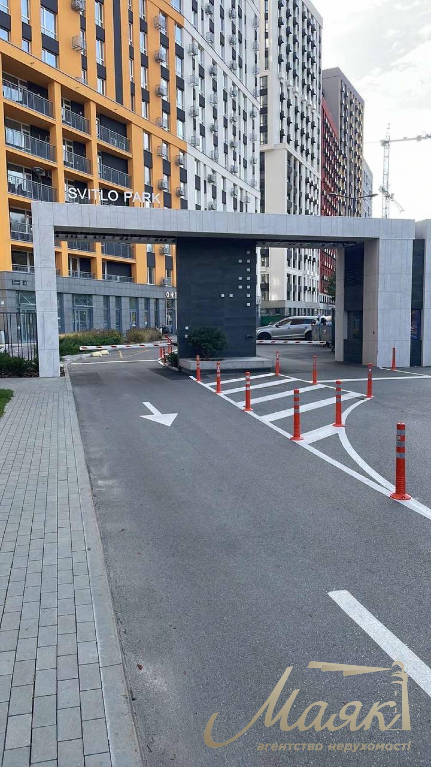 Sale of 3-room apartment in residential complex Svitlo Park, Naddnipryanskoe shosse, Vydubychi