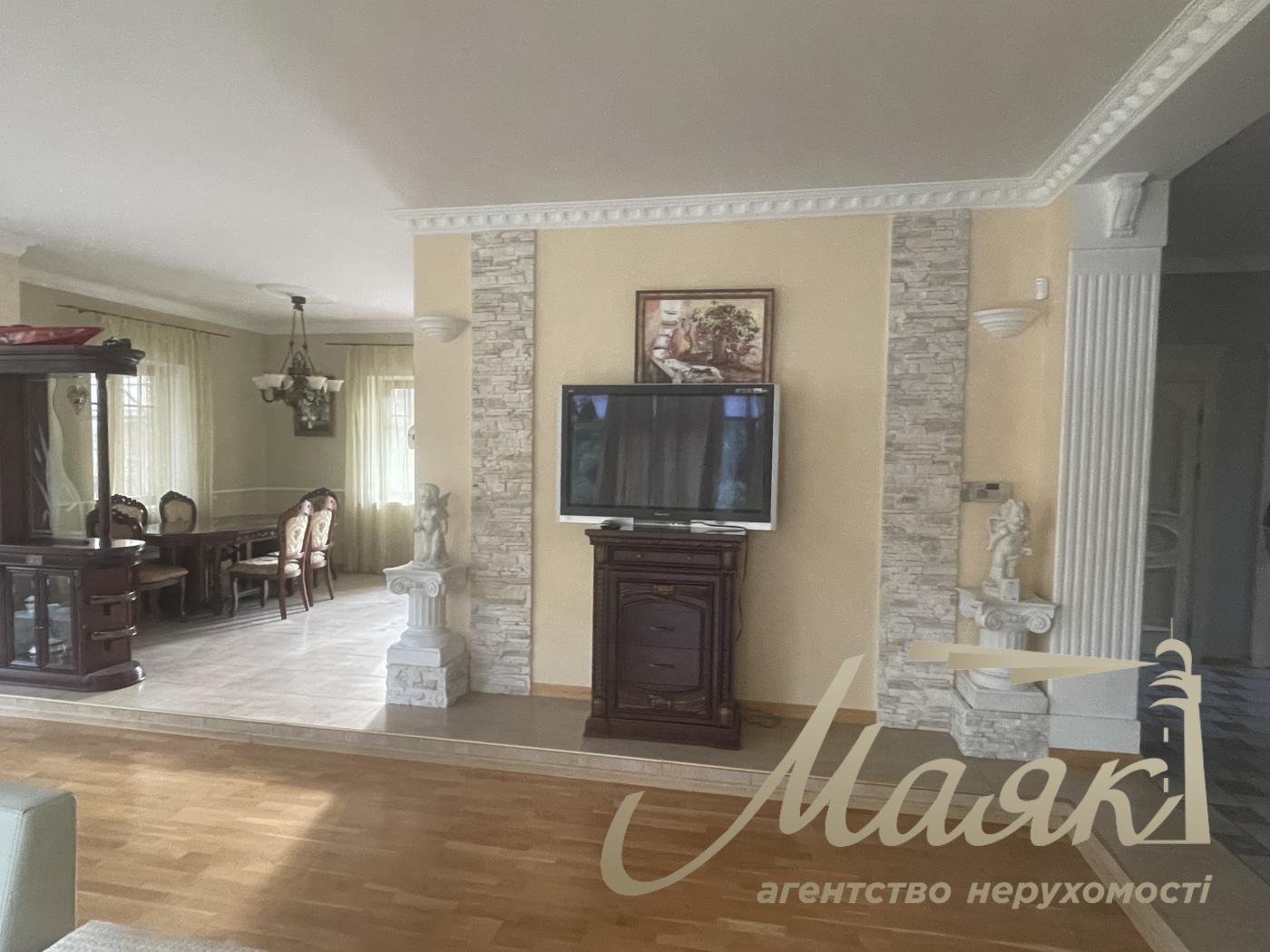 Оренда будинку Пуща Лісова, Мощун, закрите містечко з Лісом та Озером