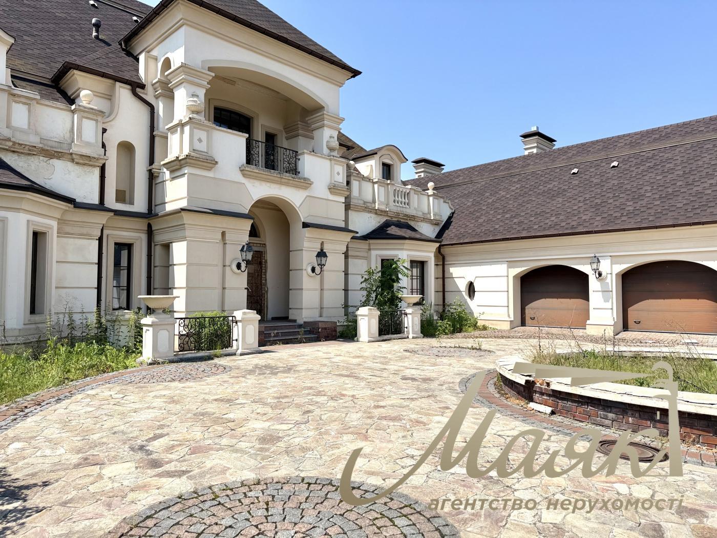 Продаж будинку біля води 1200 кв.м у Кончі-Заспі | Свій пляж і вихід до води