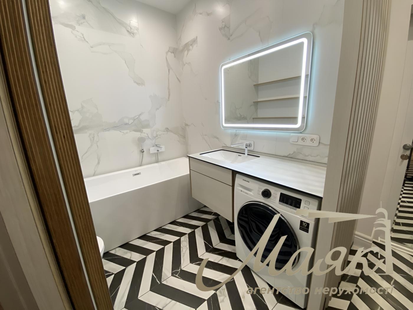 Продаж 1 кімнатної квартири в ЖК Smart Plaza Obolon, вул.Левка Лук'яненка 21/19, Оболонь.
