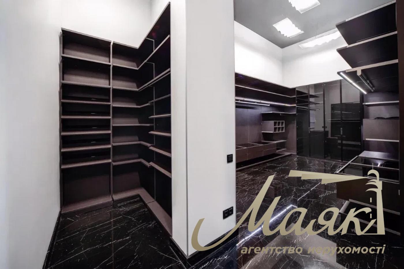 House for sale - Rudiki, district Koncha-Zaspa, forest.