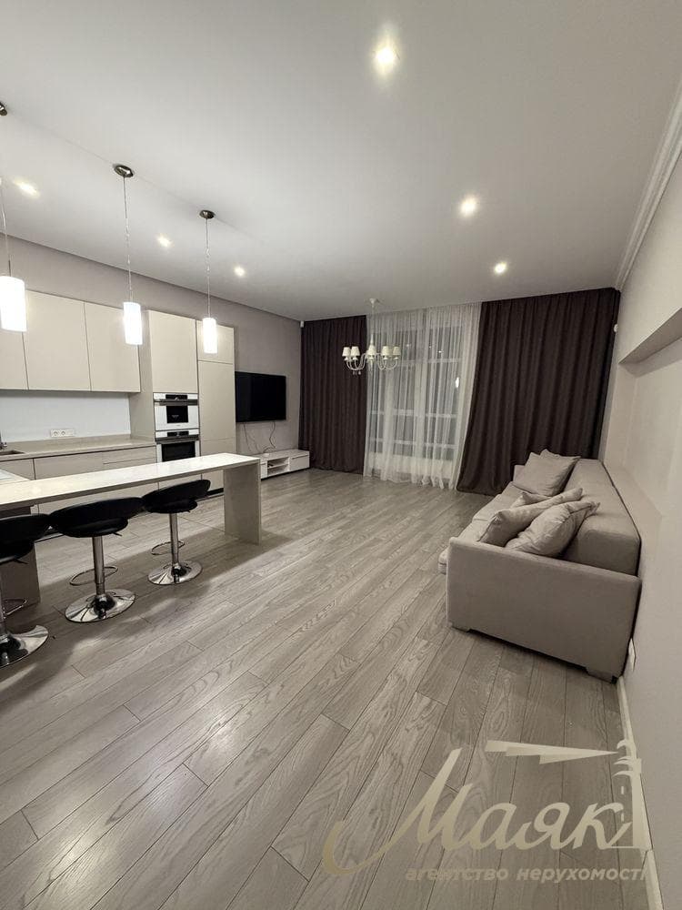 Продаж 4-кімнатної квартири площею 125 м² у ЖК «Французький квартал»