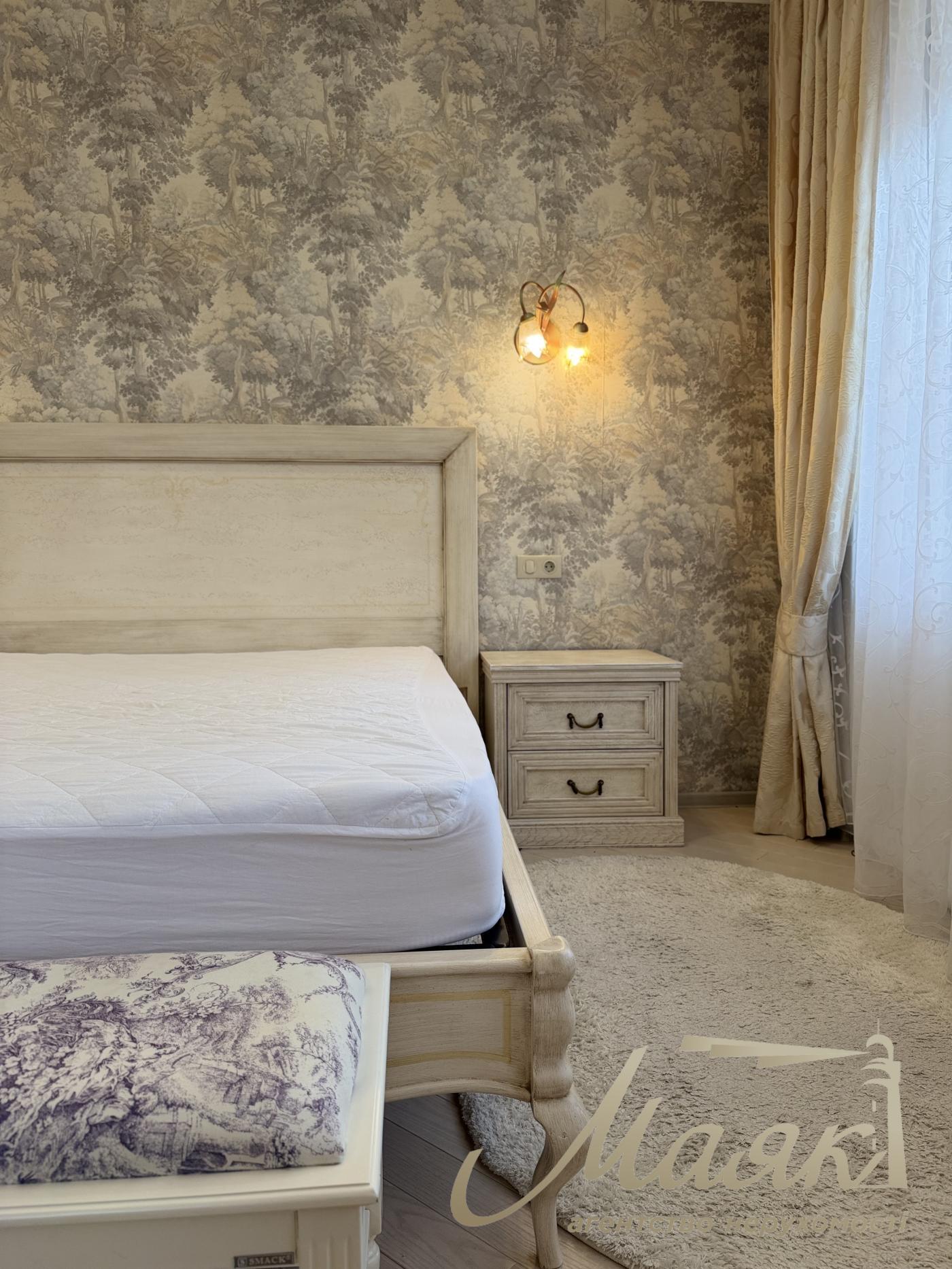 Rent 2-storey house 220m2 in. Ivankovici/Kruglyk, KG "Maetok"