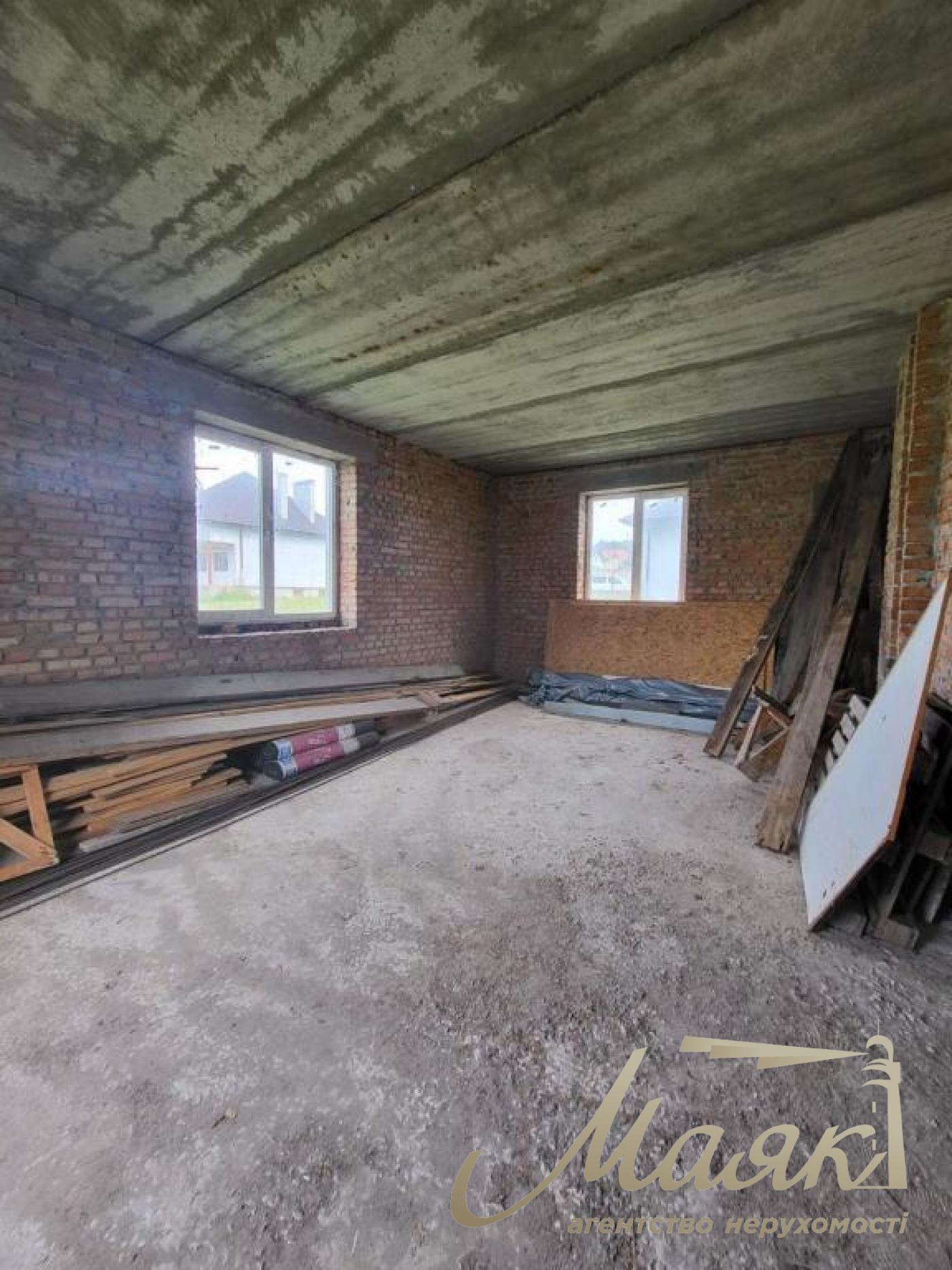 Продаж заміського будинку 250м2 с. Кременище, Києво-Святошинський район