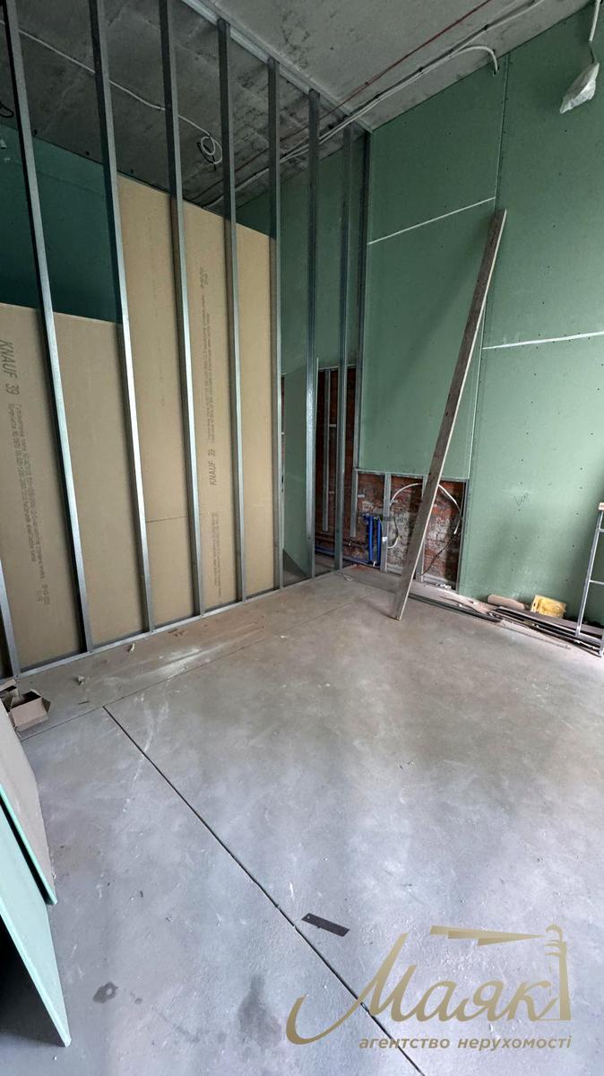 Оренда фасадного комерційного приміщення 113м2 ЖК "Новопечерські Липки" вул.Андрія Верхогляда 19-А, Київ