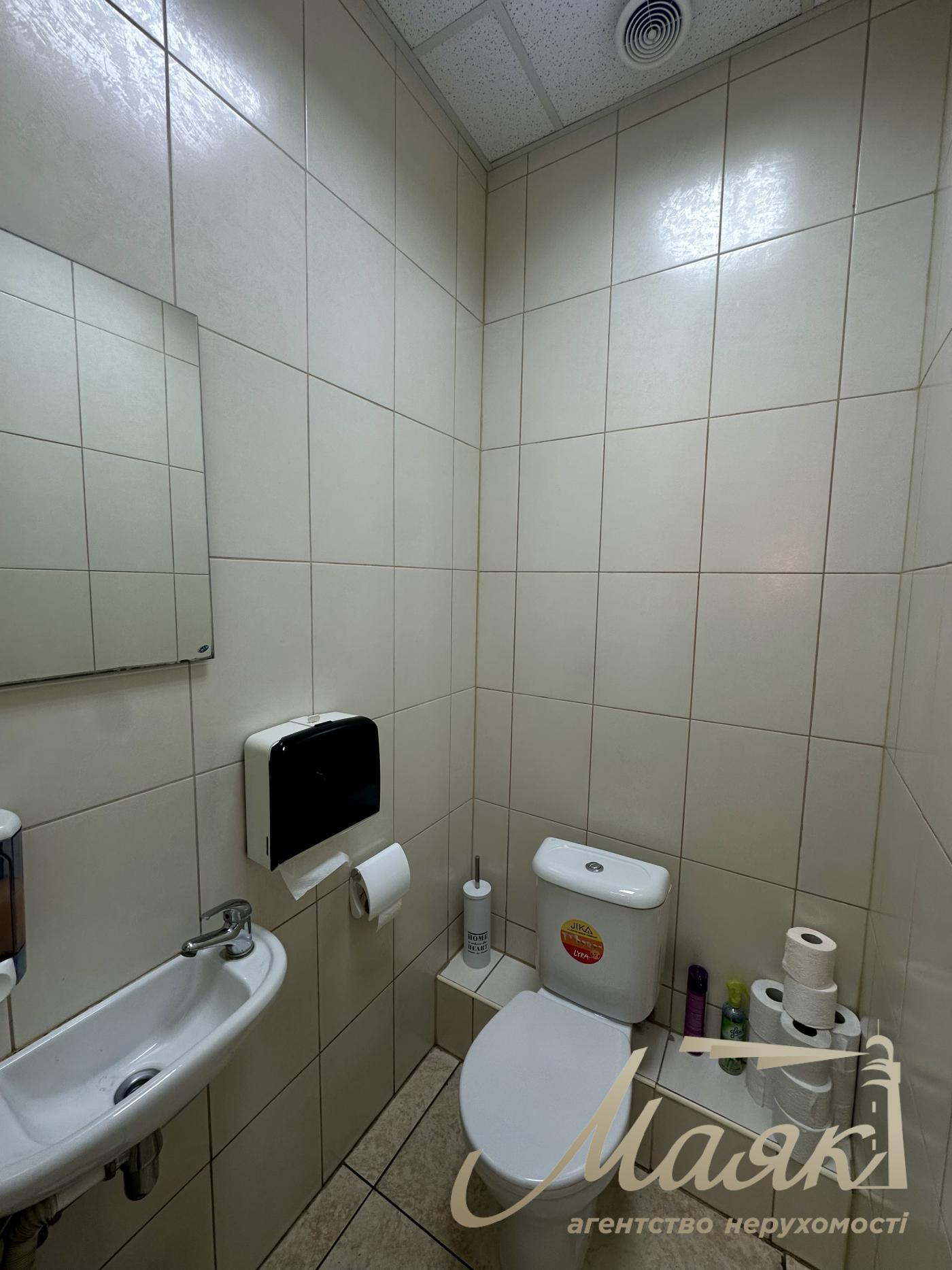 Rent a front building (656m2) on 7.5 hectares, Sadovaya street, with. Sofievskaya Borschagovka