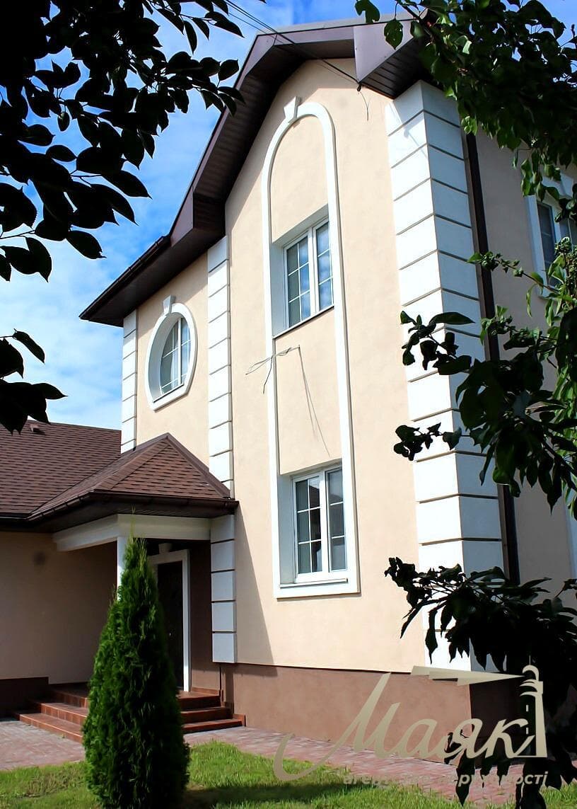 House for sale 261.6m2 in Gatnoye village, near Kiev Ozernaya street, Kyiv-Svyatoshinsky district.
