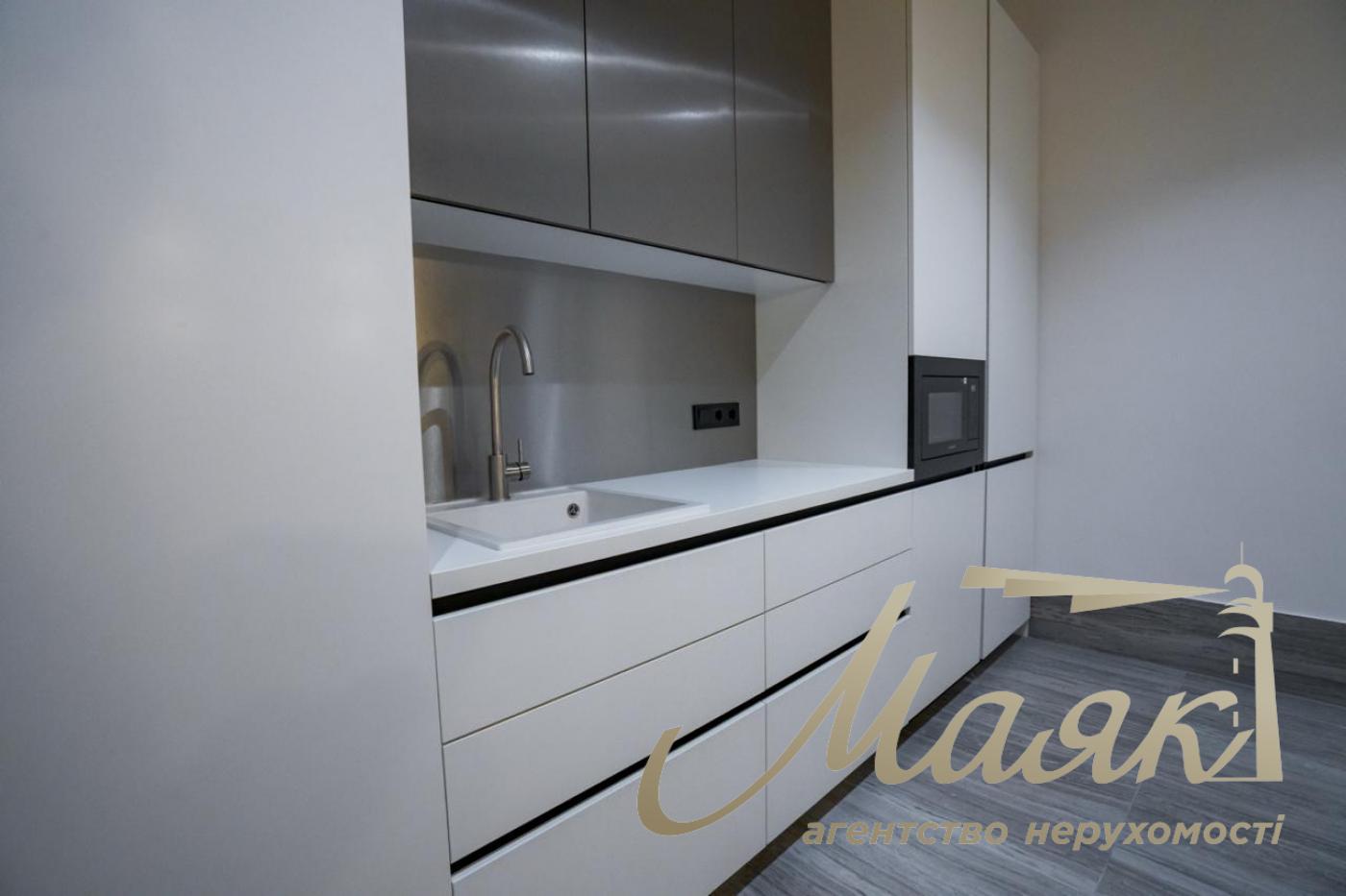 Оренда офісу ЖК Ярославів Град, вул. Бульварно-Кудрявська