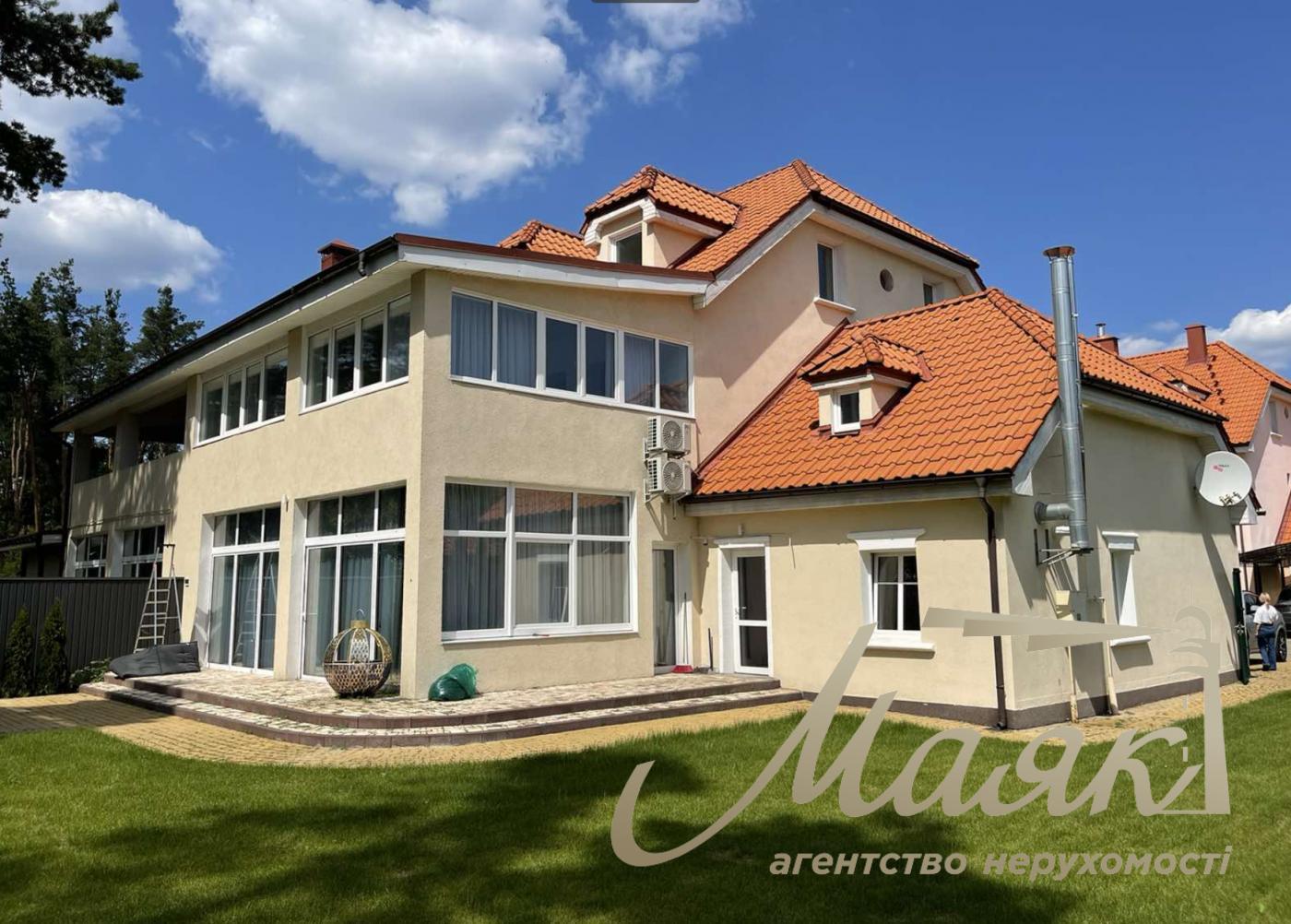 Продаж будинку 450 м2. Французьке містечко. Козин, Конча-Заспа