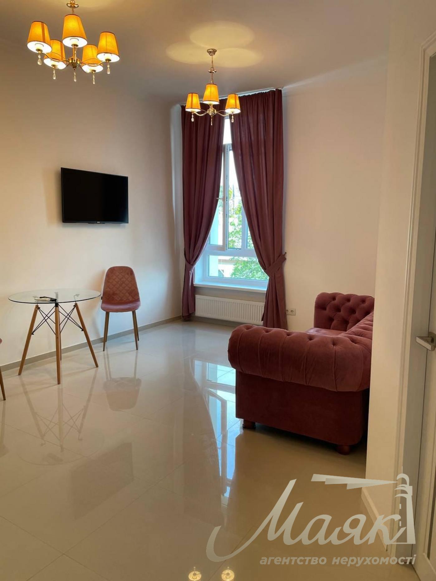 Sale of a 2-room apartment in residential complex 38 Zhemchuzhina.