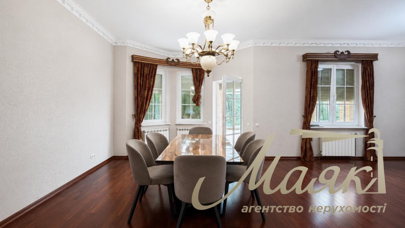 Оренда таунхауса площею 427 м² з видом на Ботанічний сад, Печерський район