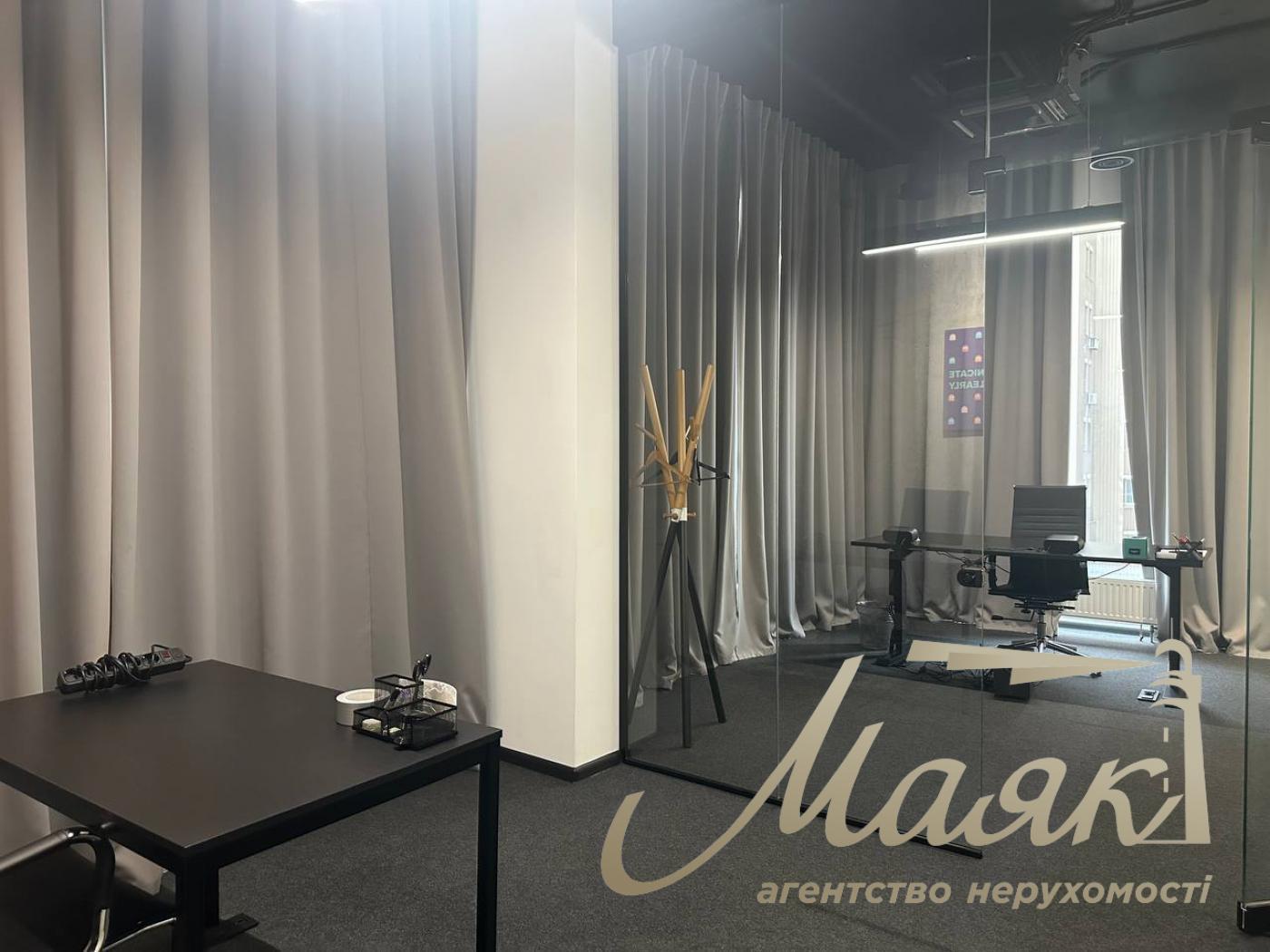 Оренда офісу 680м2 в ЖК Нью Йорк по вул.Антоновича 74, Олімпійська