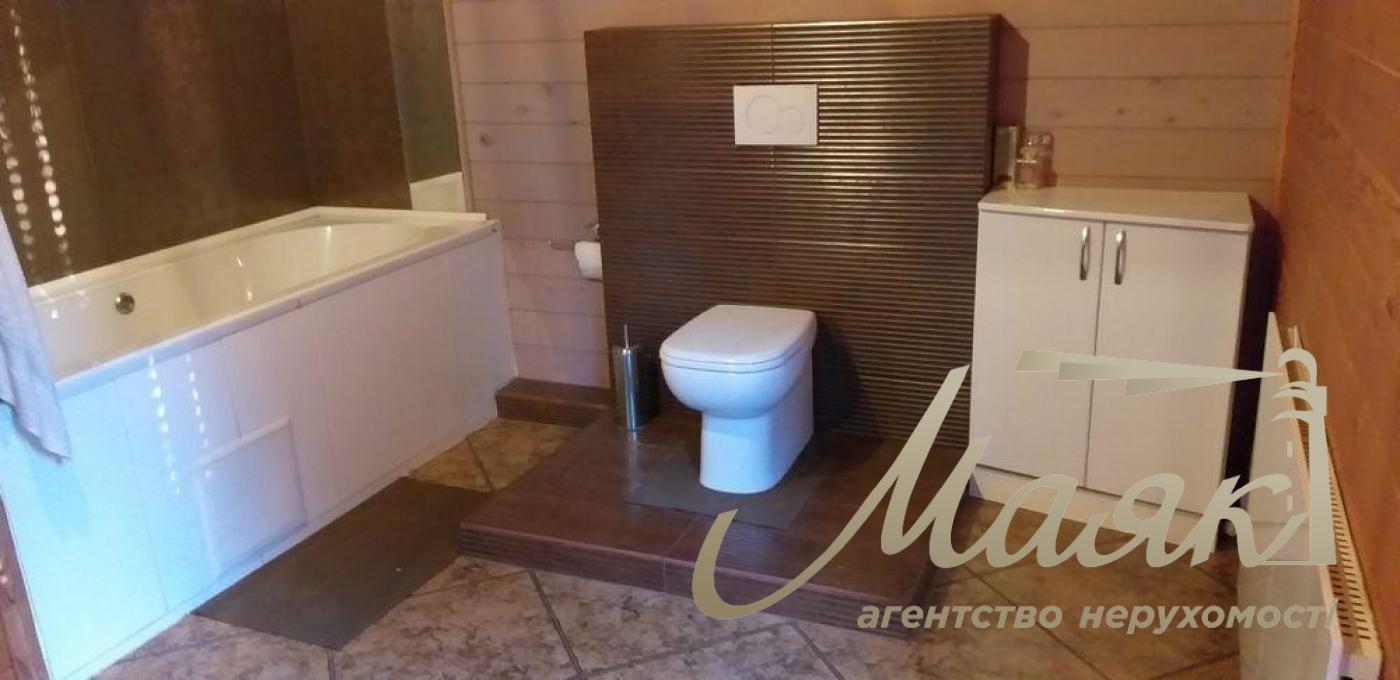 Sale of a 2-storey house 157m2 from a log, in the village of Kozin, Obukhov district, Kiev region