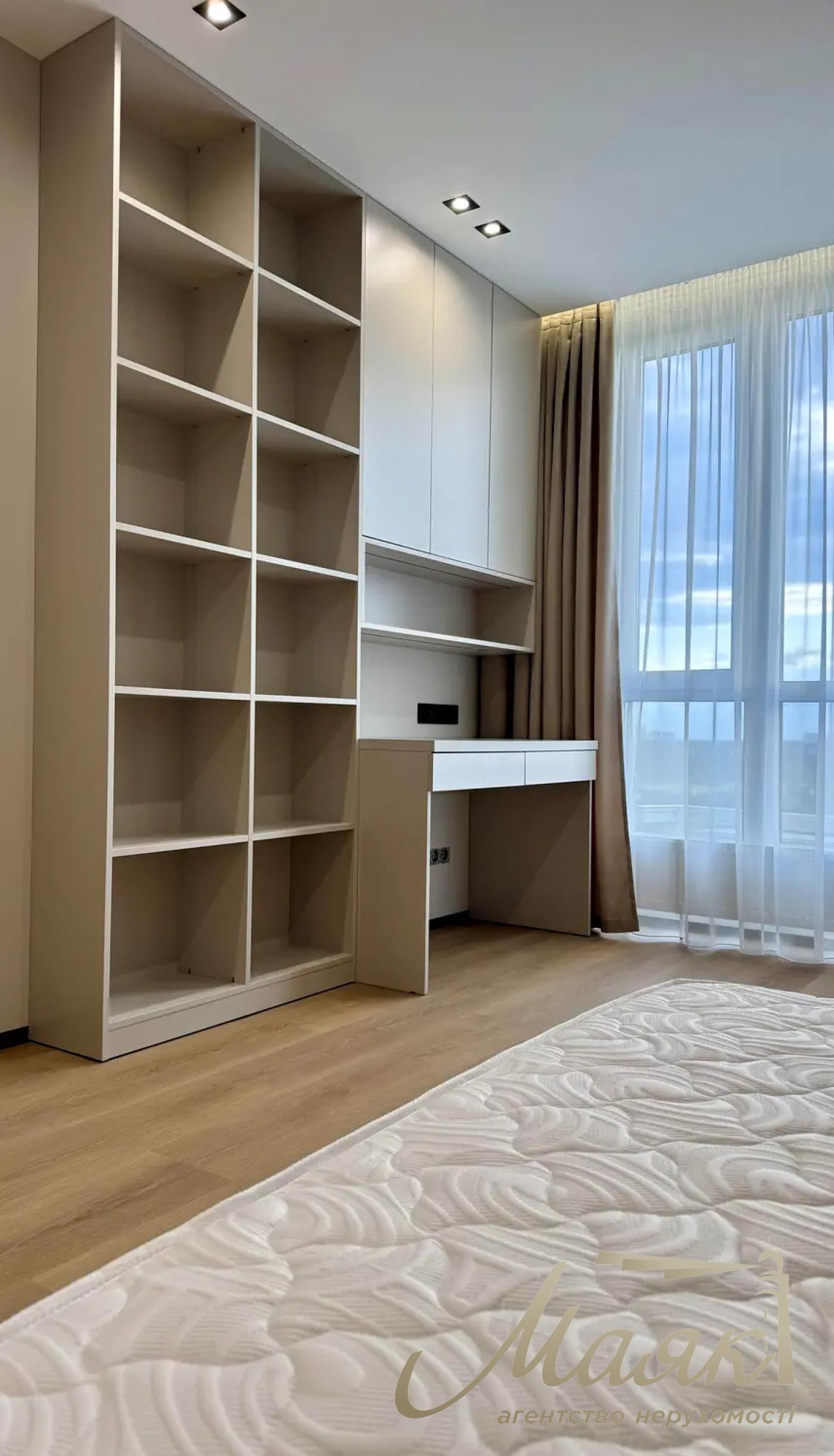 Продаж 3-к квартири ЖК Варшавський Плюс, Поділ, Виноградар