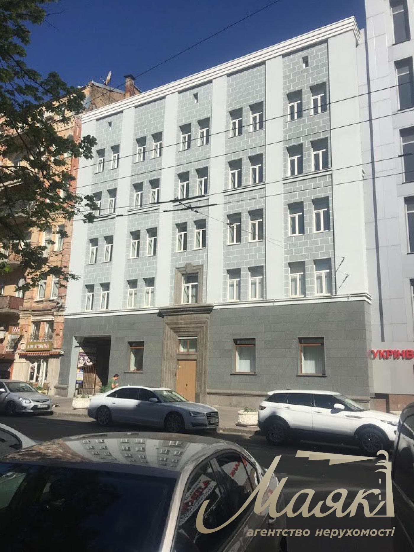 Продаж окремої будівлі в центрі Києва, вул. Шота Руставелі