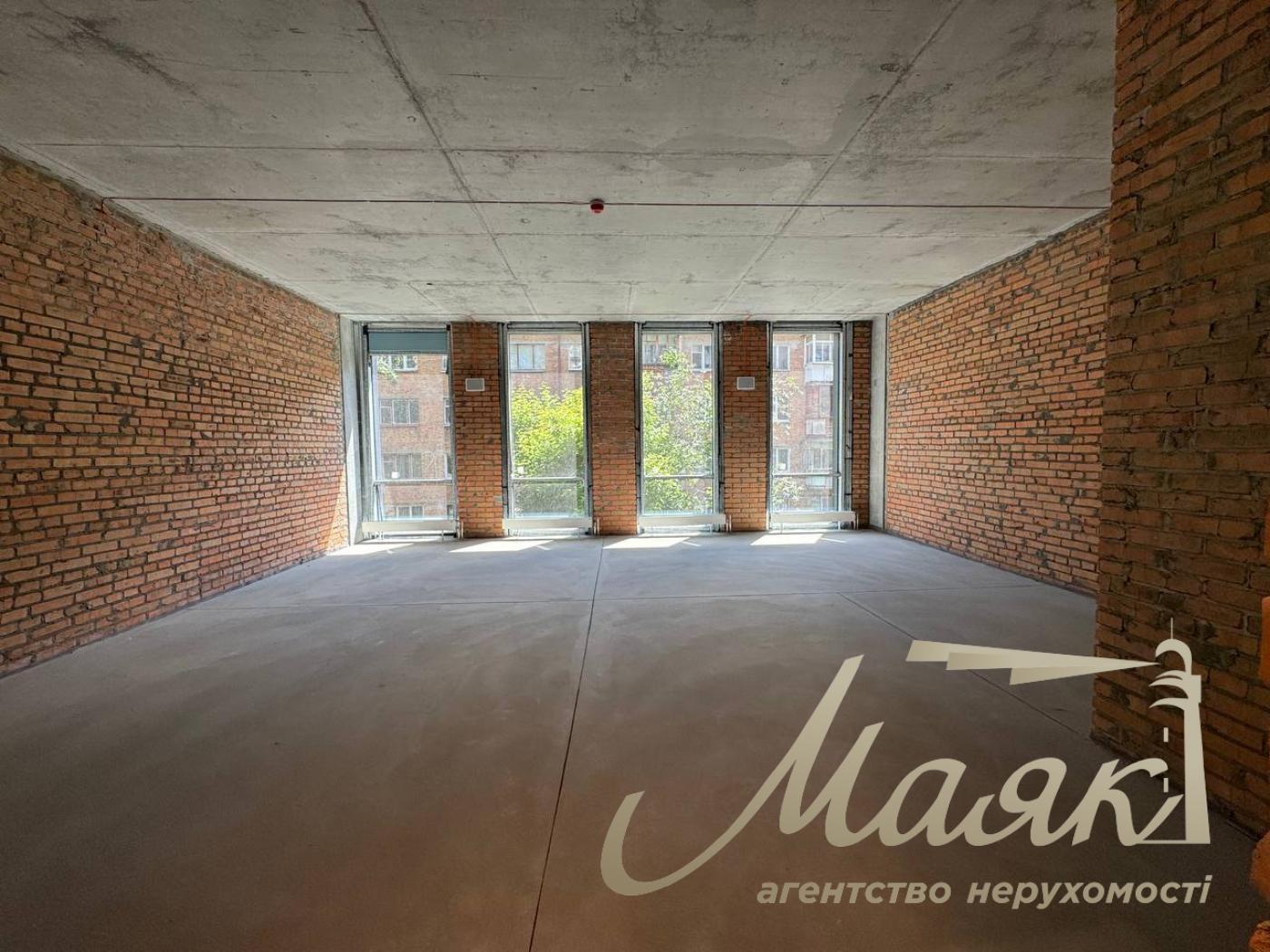 Оренда фасадного 110м2 приміщення ЖК Трініті вул. Тютюнника, 39/2