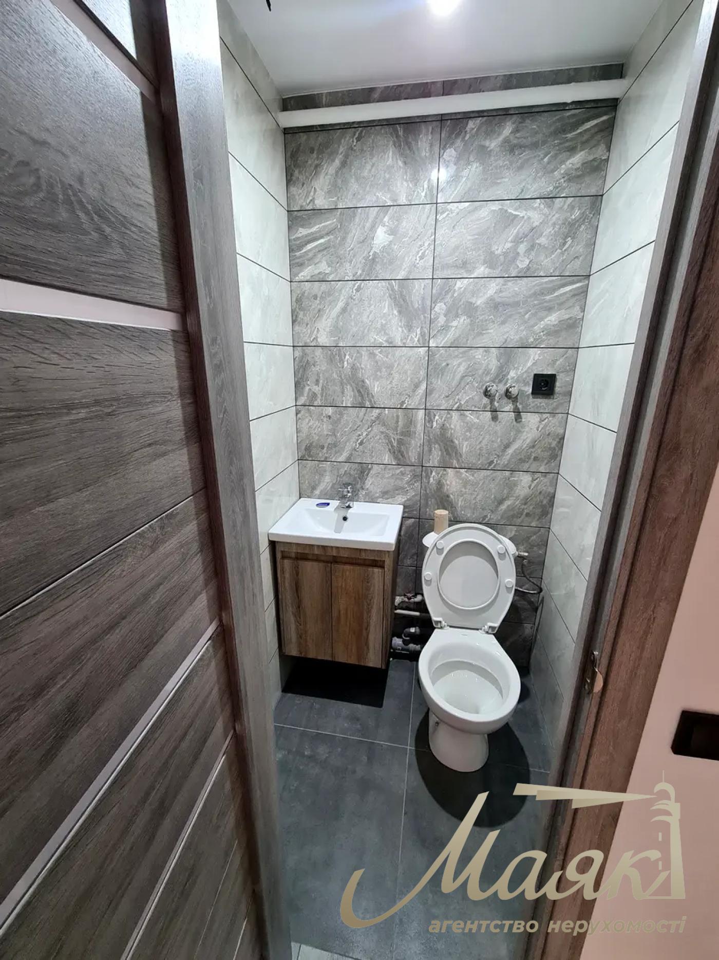 Оренда комерційного приміщення 31м2 на вул.Іонна Павла 22/21, Печерський район.