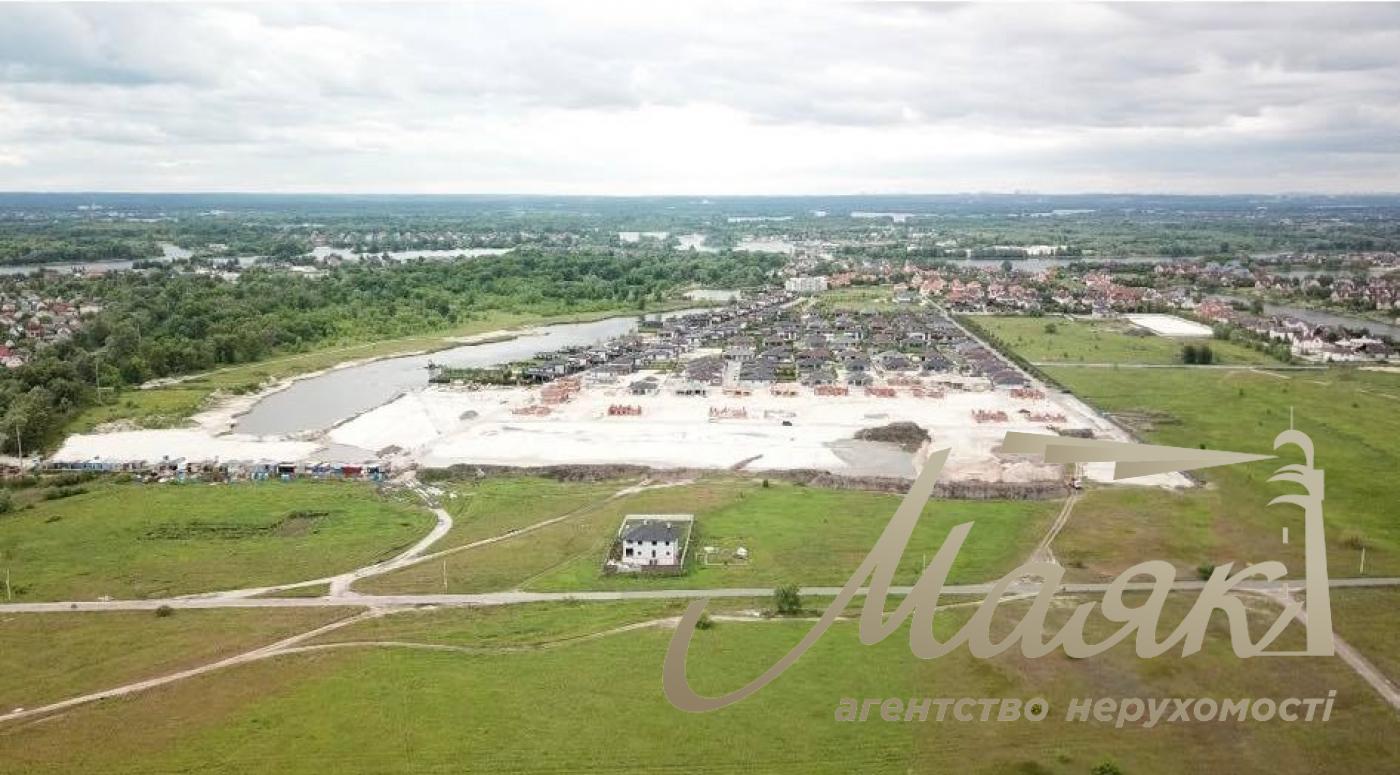 Sale of land for construction in the Vishenki-Zolochi area.