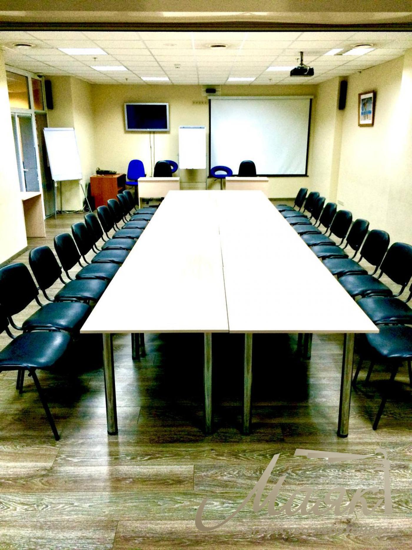 Аренда офисного помещения(115м2)свободного назначения, Осокорки