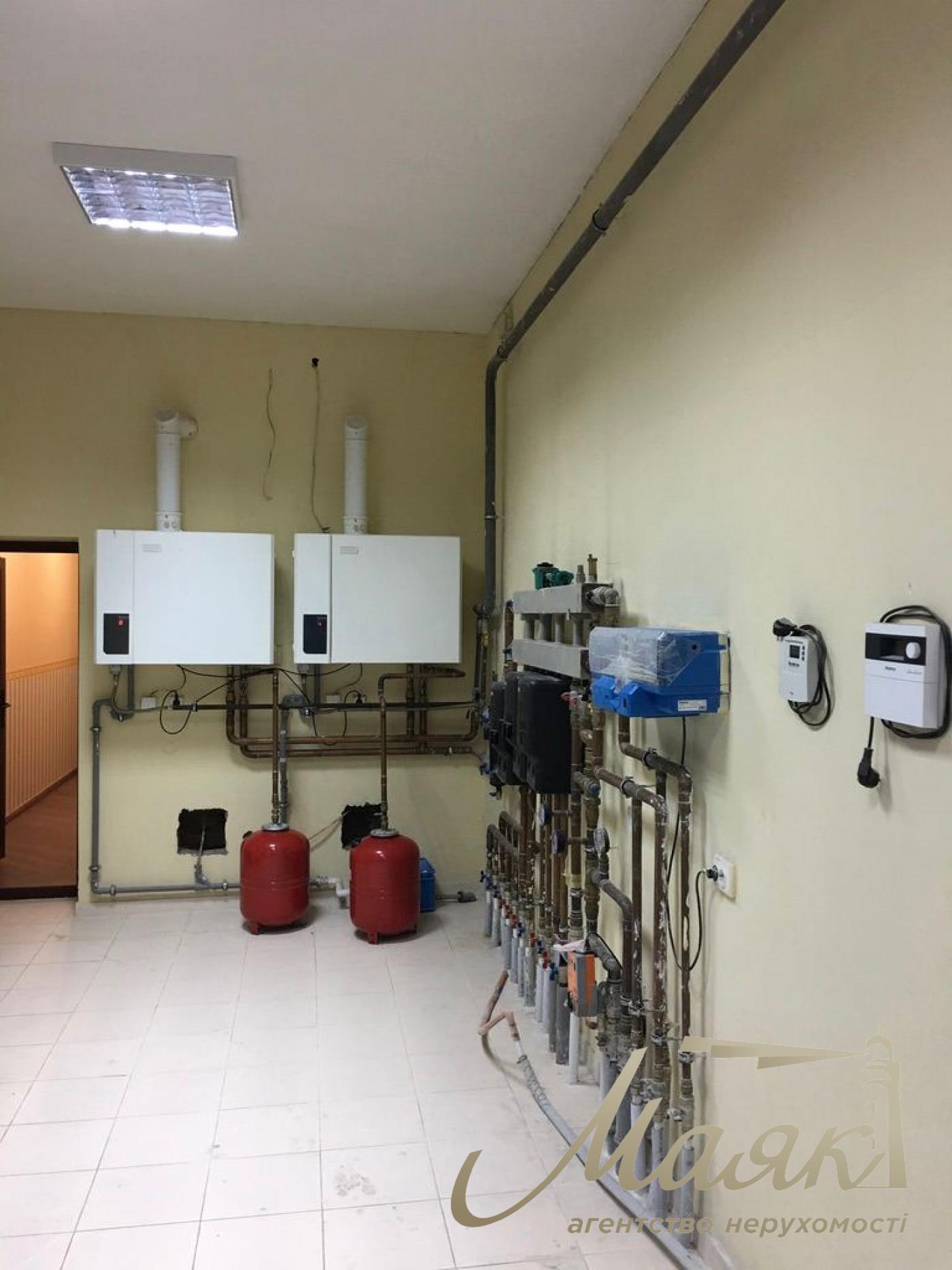 House for sale 1000 m2 Gostomel