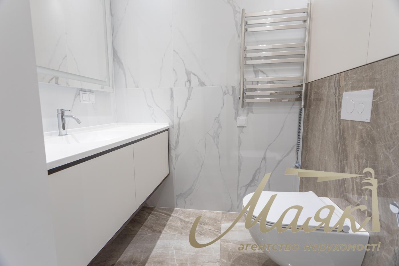 Продаж 4-кімнатної квартири 180 м² в ЖК "Новопечерські Липки", Драгомирова 15Б, Печерський район, Київ.