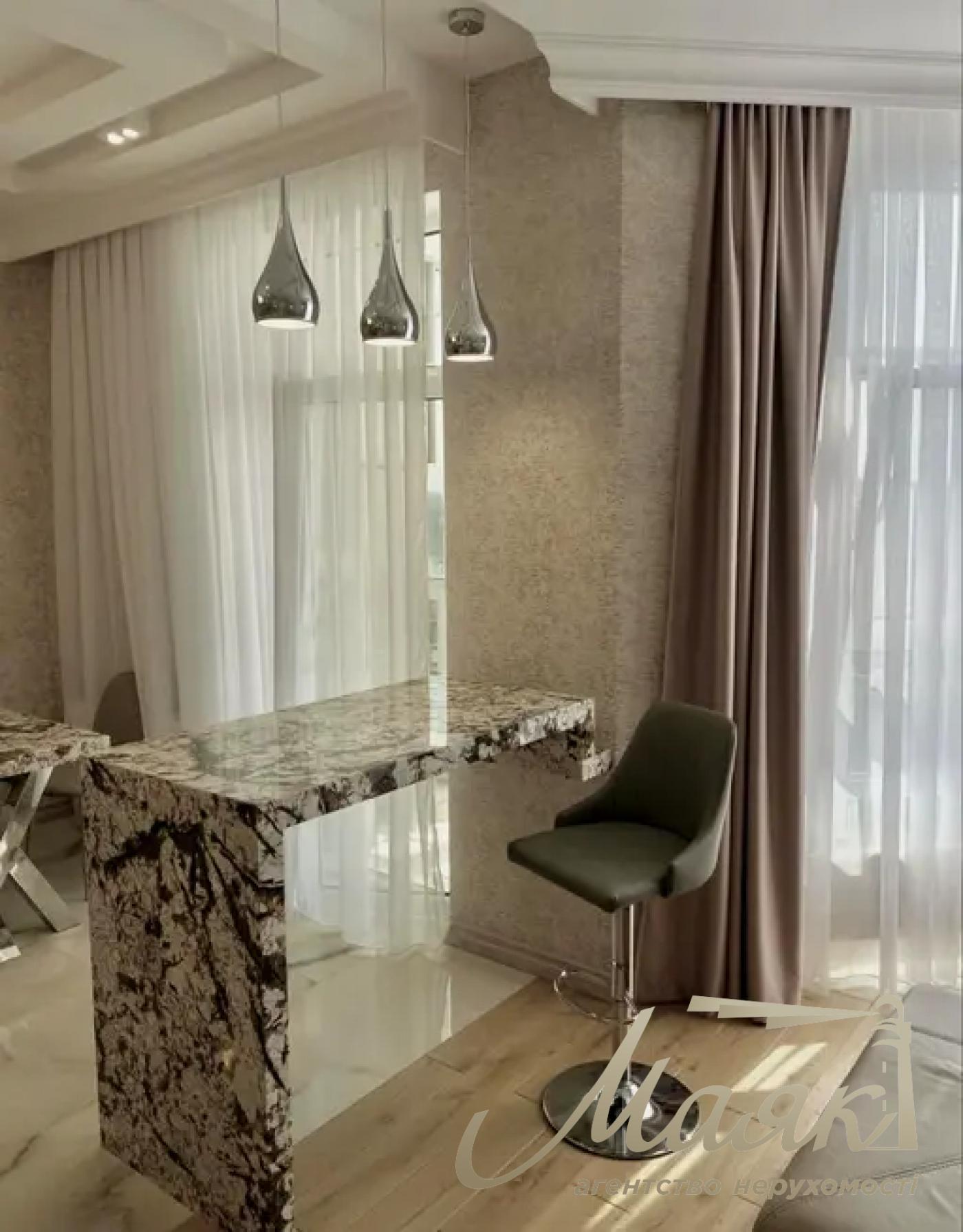 Оренда 1к квартири - студії 47 м², ЖК Французький квартал 1, вул. Саперне Поле