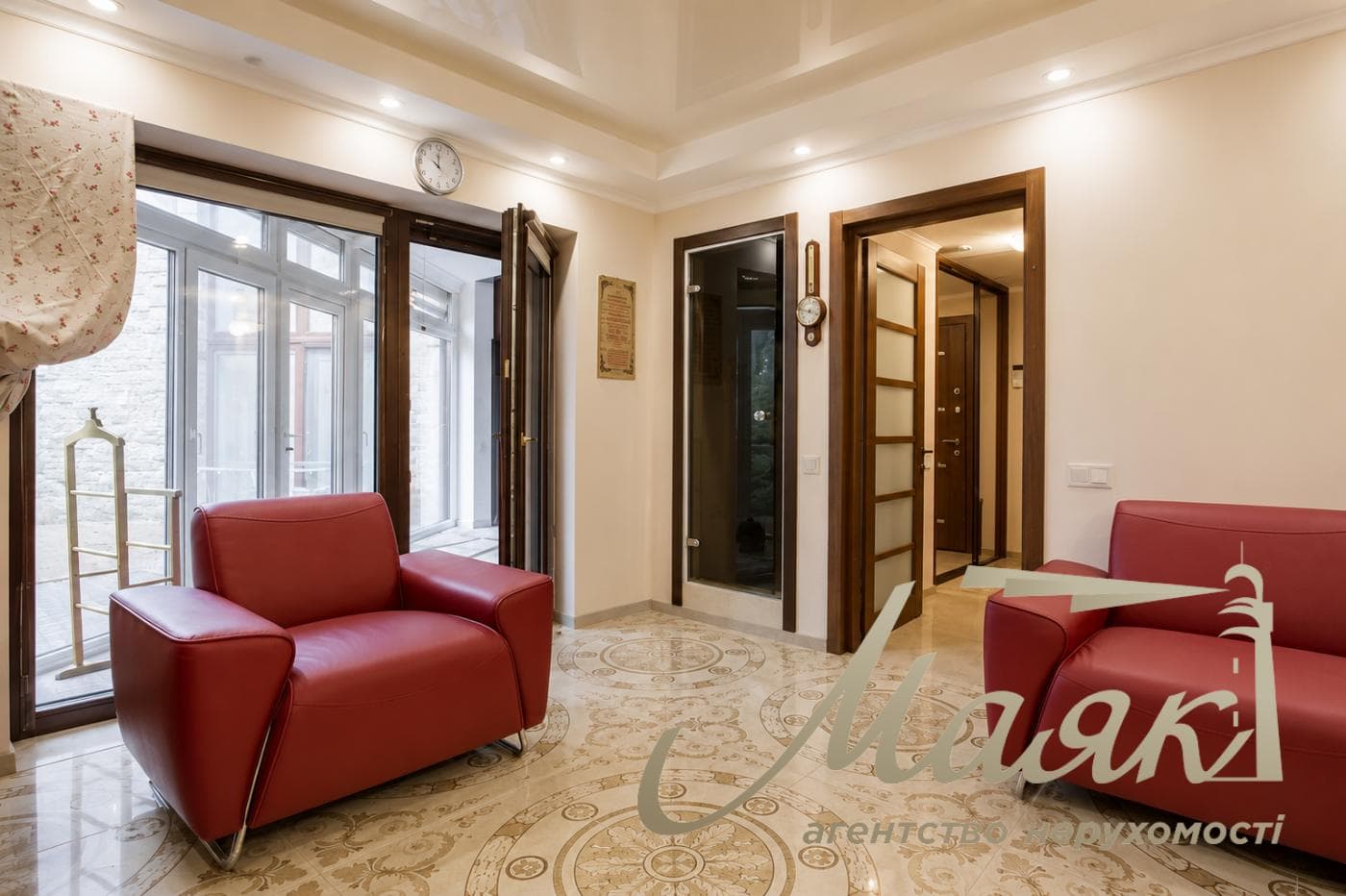 Sale of house 420 m2 in elite KG Solnechnaya Dolina, Romankov
