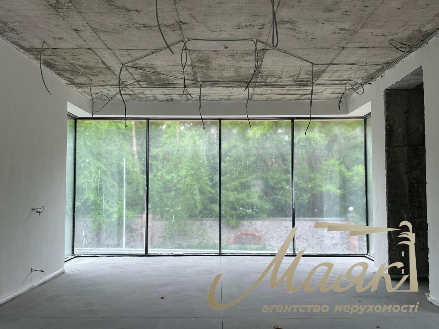 Пропонується на продаж унікальний сучасний будинок, розташований у мальовничій і тихій місцевості Конча-Заспи, в оточенні лісу