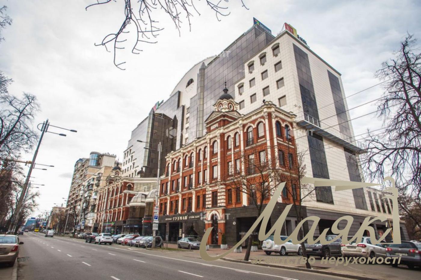 Оренда офісу 726м2 в БЦ Євразія, по вул.Жилянська 78, Центр.