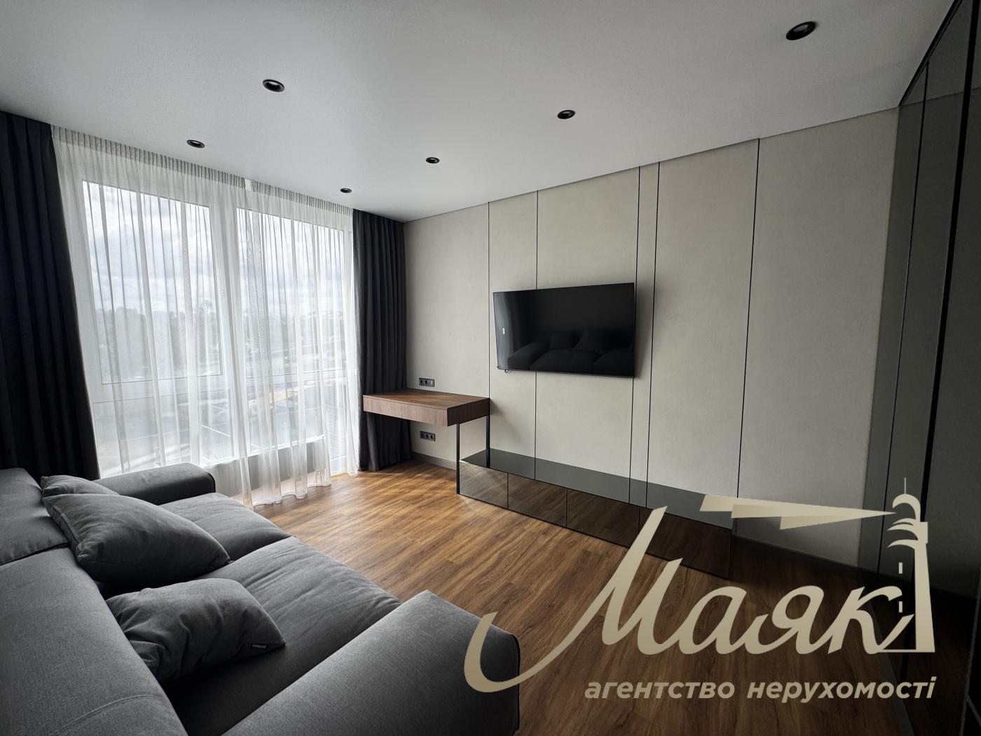 For sale 3-bedroom apartment in LCD Great