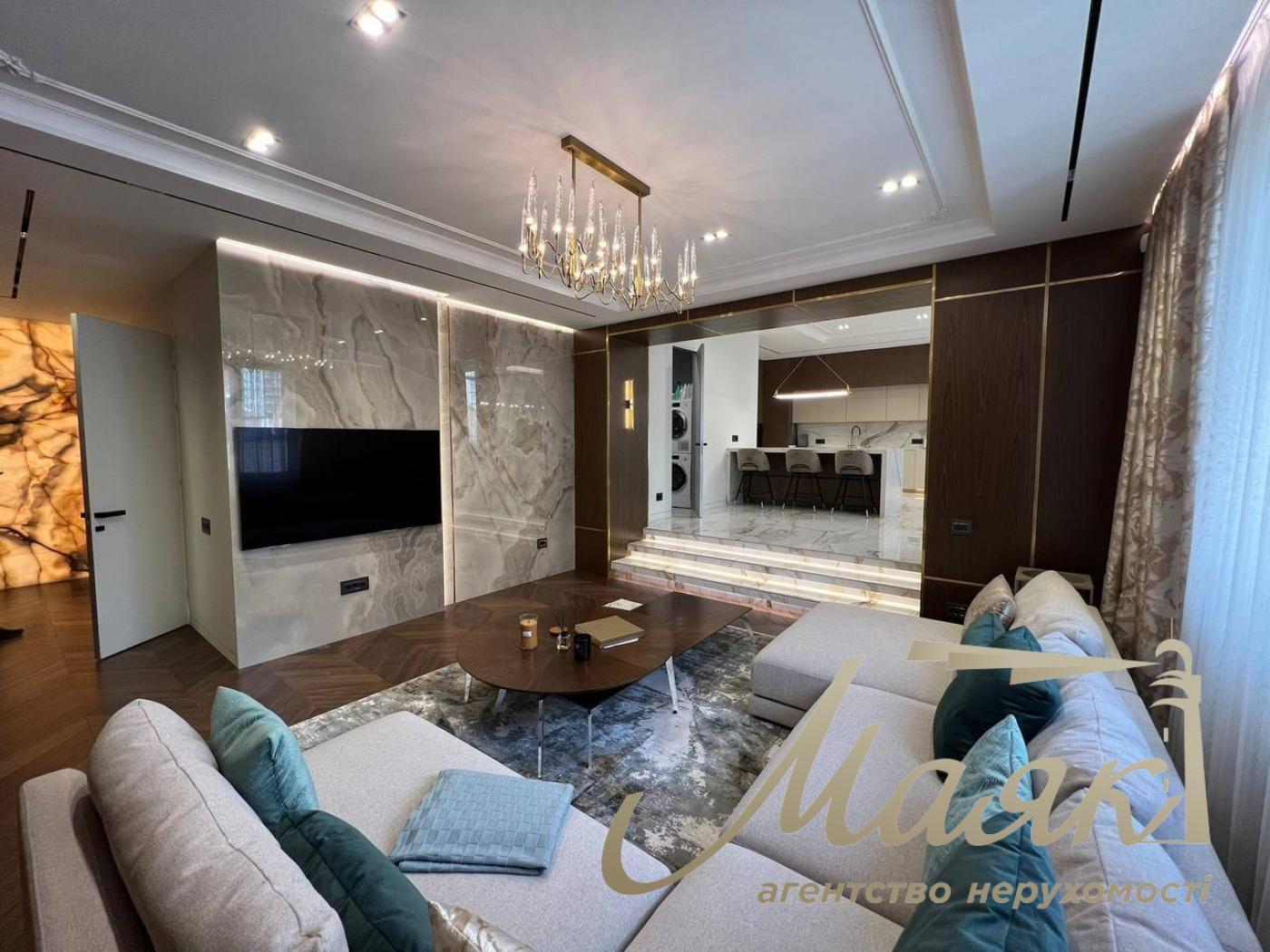 Продаж квартири з терасою ЖК Французький Квартал