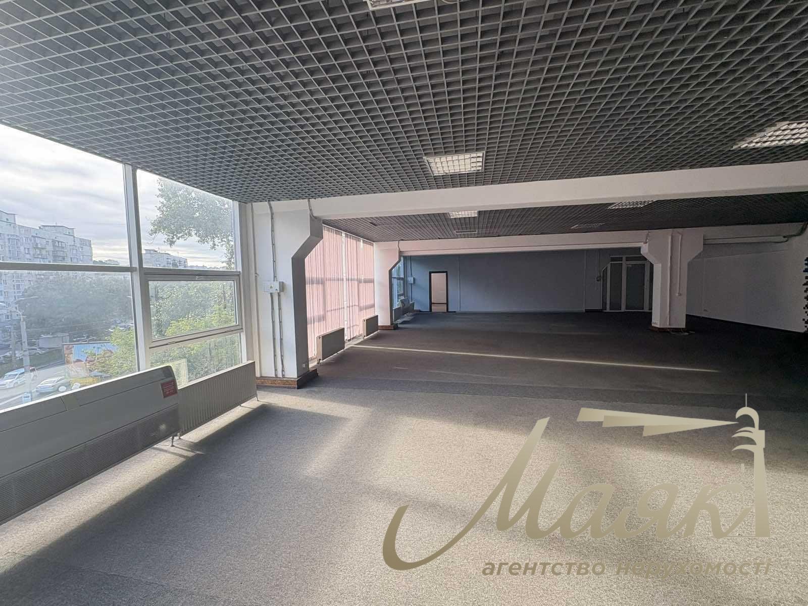 Оренда офісу 400м2 вул Кирилівська 160 Подільський район Куренівка Подільський район