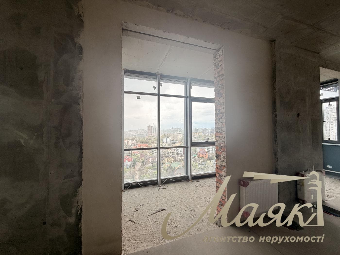 Продаж 4-кімнатної квартири ЖК Новопечерські Липки, вул. Верхогляда (Драгомирова)