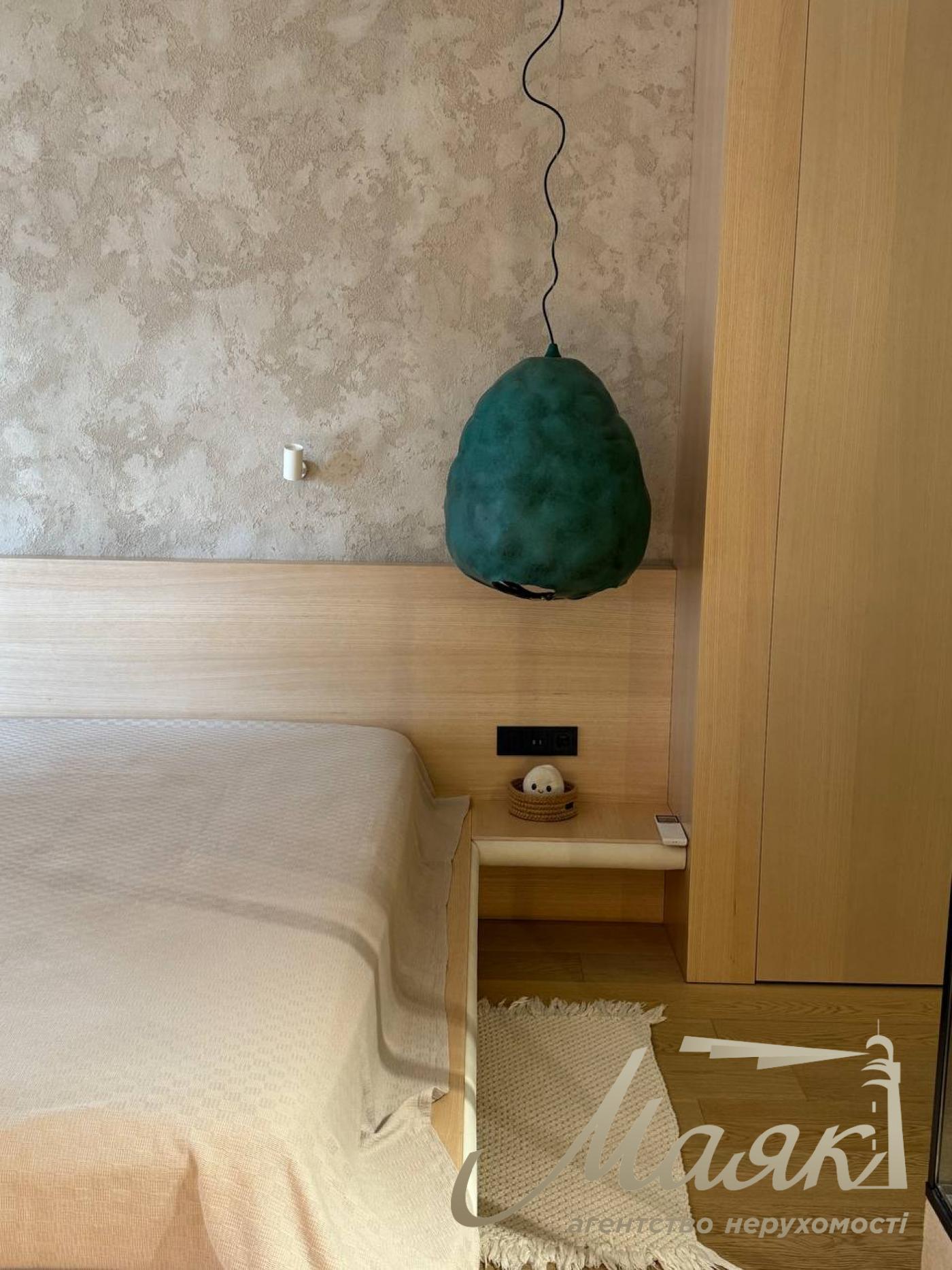 Оренда 3-кімнатної квартири 105м2 у ЖК Французький квартал 2, вул. Джона Маккейна 1Б