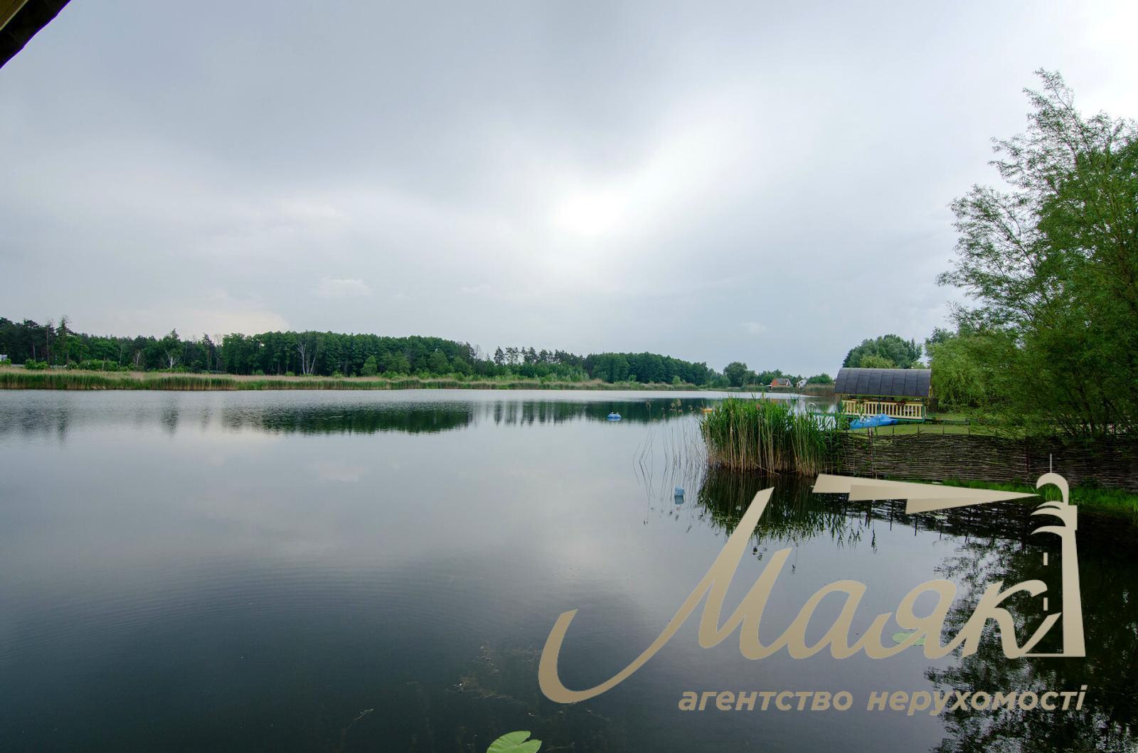 Оренда 2х-поверхового будинку 200 м² с. Нові Безрадичі (Романків), Новообухівська траса, Київська область, Обухівський район.