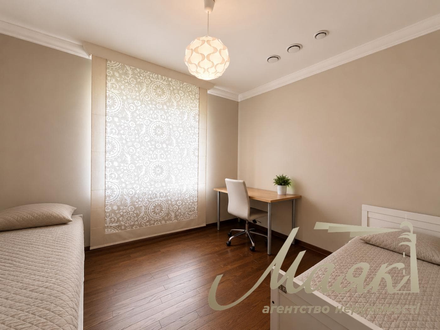 5-bedroom house for rent in Plyuty, Obukhov district