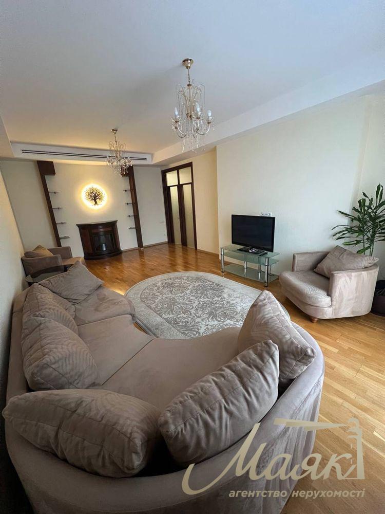 Оренда 4-кімнатної квартири, стм. Печерська, Печерськ, Київ