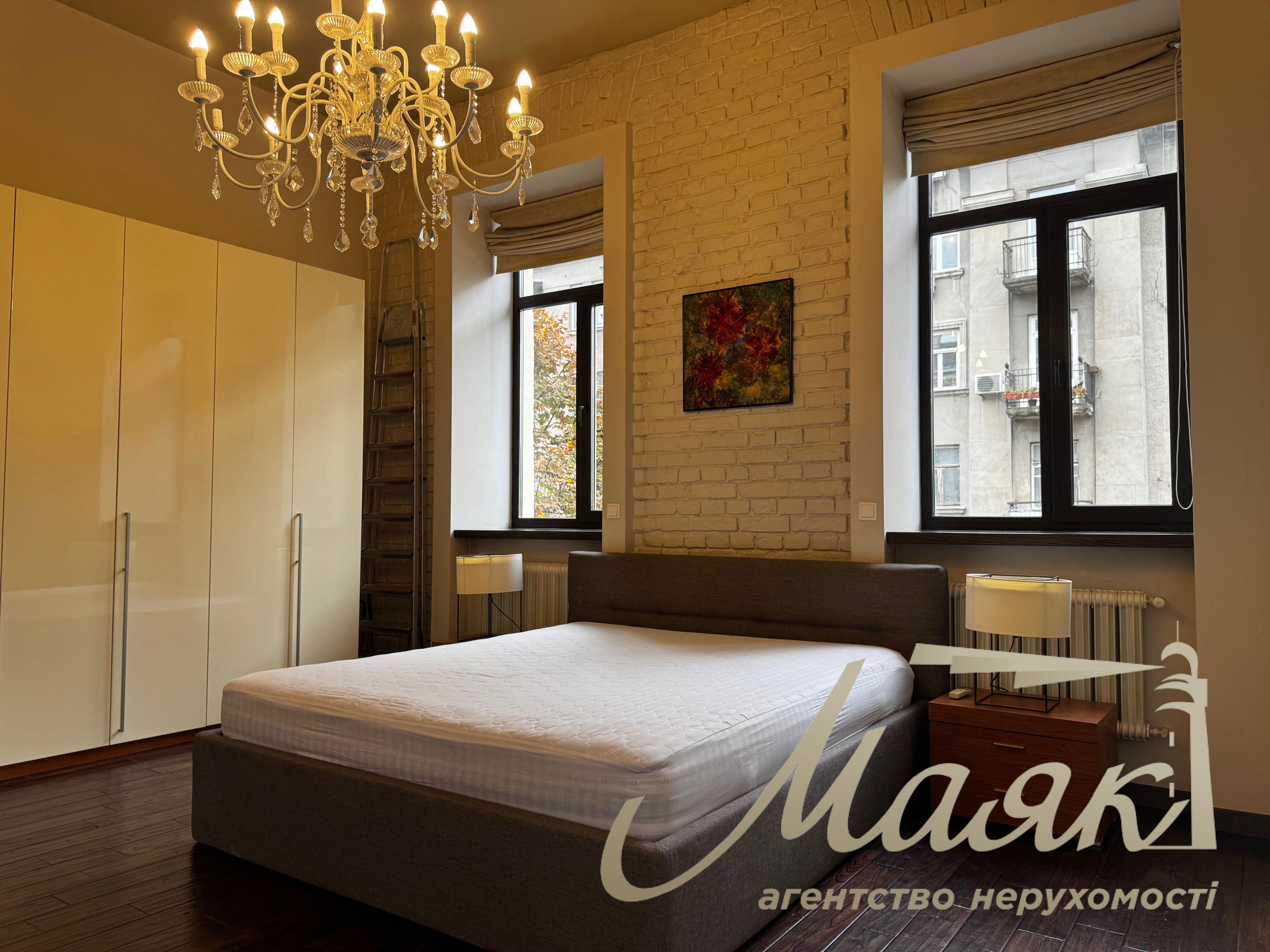 Продажа 3-комнатных апартаментов, 76 м², ул. Лысенко, 1, район Золотые Ворота, Киев