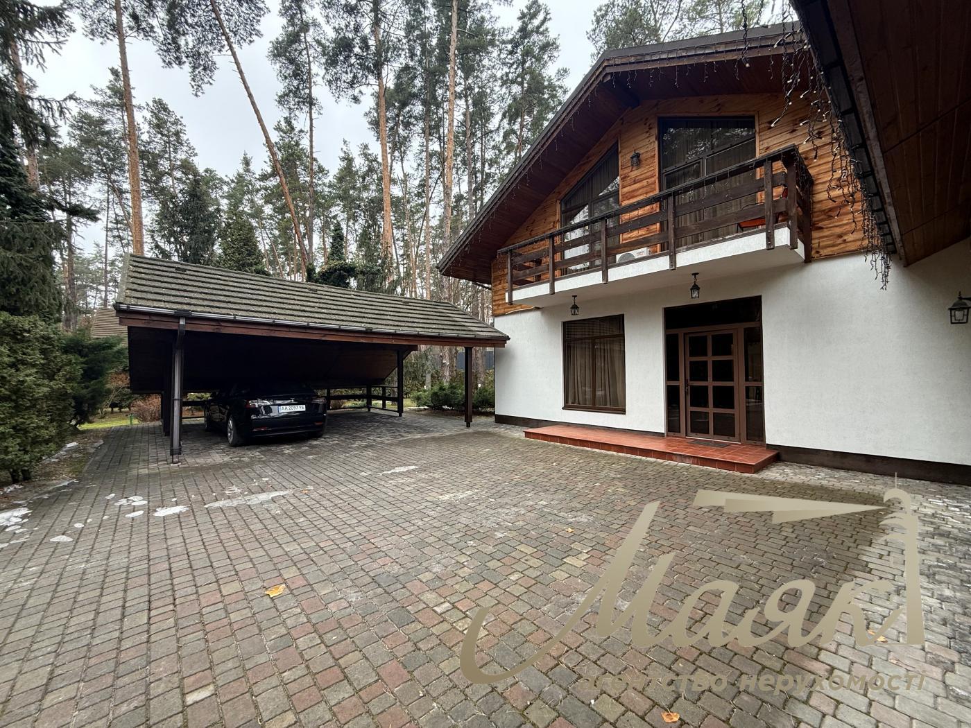 Оренда будинку К.Заспа, Козин, Плюти, оренда будинку в містечку, басейн, ліс, охорона