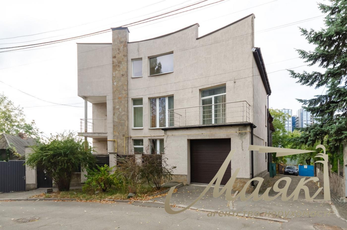 Оренда будинку в центрі Києва, Печерський район, вул. Чигоріна,