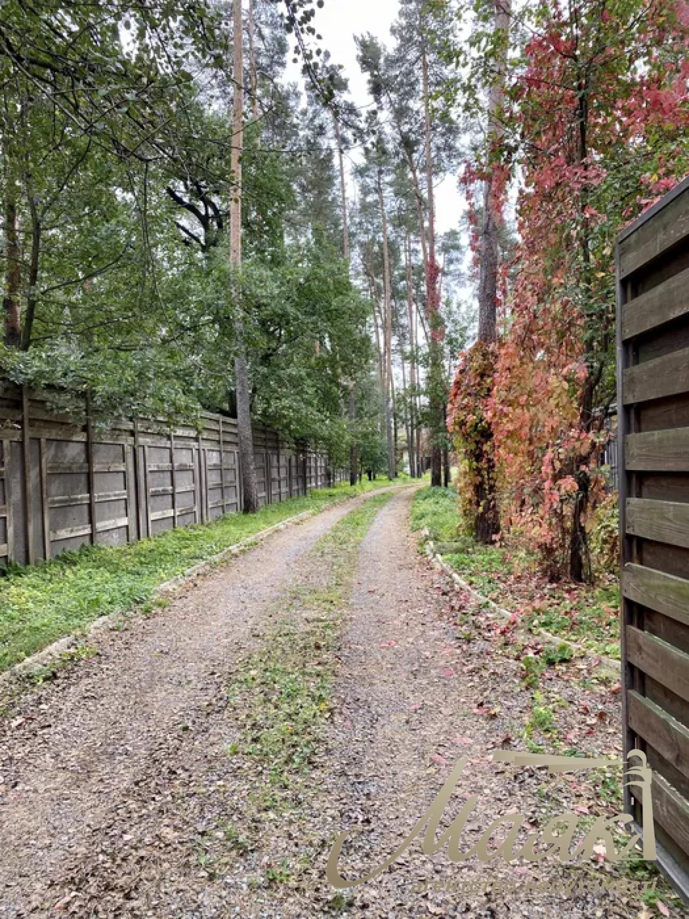 Продаётся дом невероятного, эксклюзивного проекта. Участок — 1,7 га леса высшей категории!