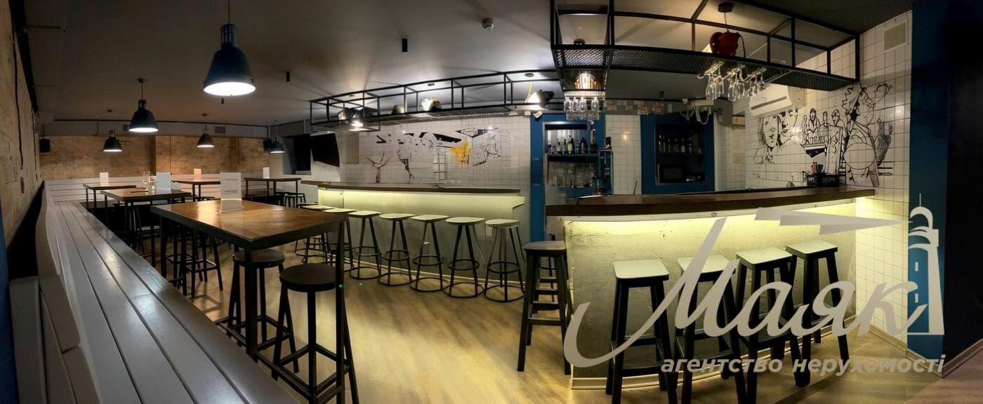 Оренда фасадного приміщення 208 м.кв. Шевченківський р-н