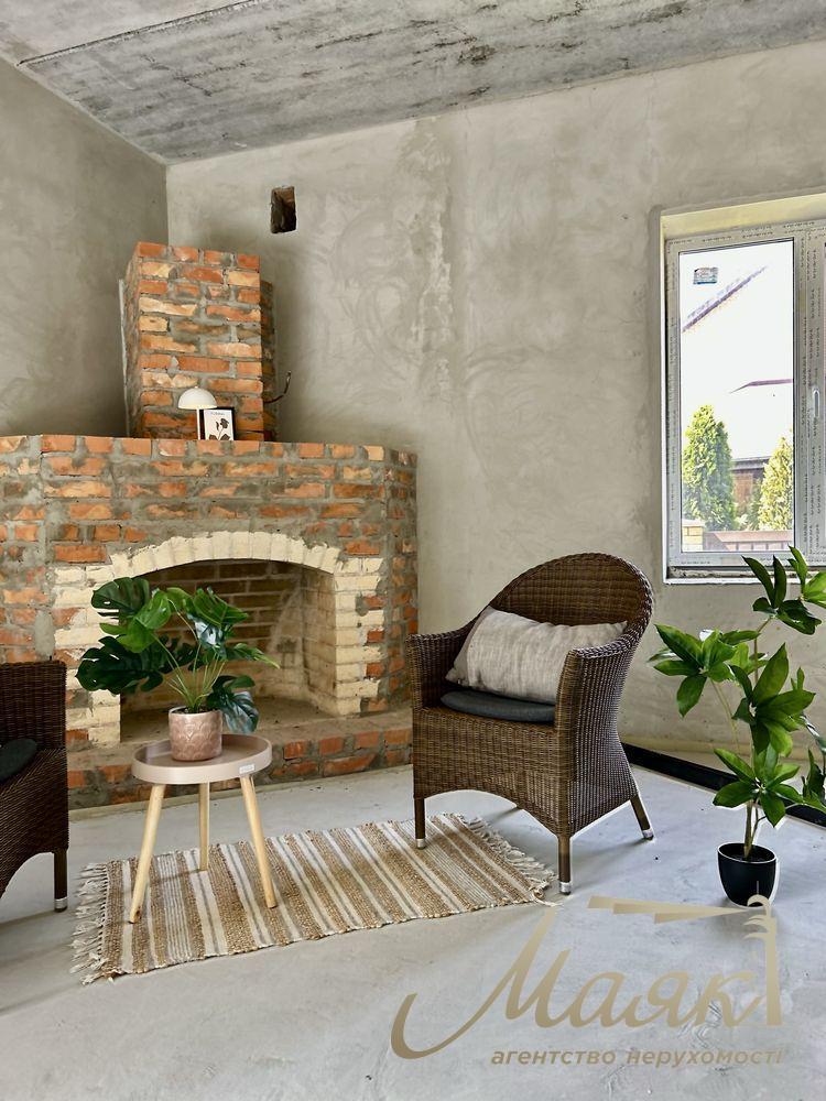 Продаж сімейного будинку 268м2 біля води с. Романків КМ "Розкішне" Київська область, Обухівський напрямок