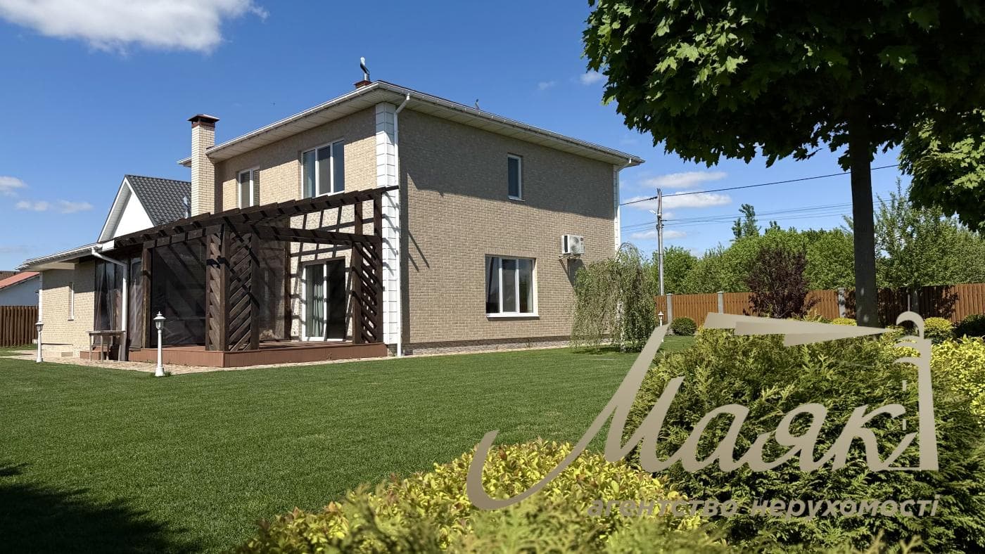 Продаж 2х-поверхового будинку 246м2 с. Зелений Бір/Крушинка, Одеський напрямок, Київська область.