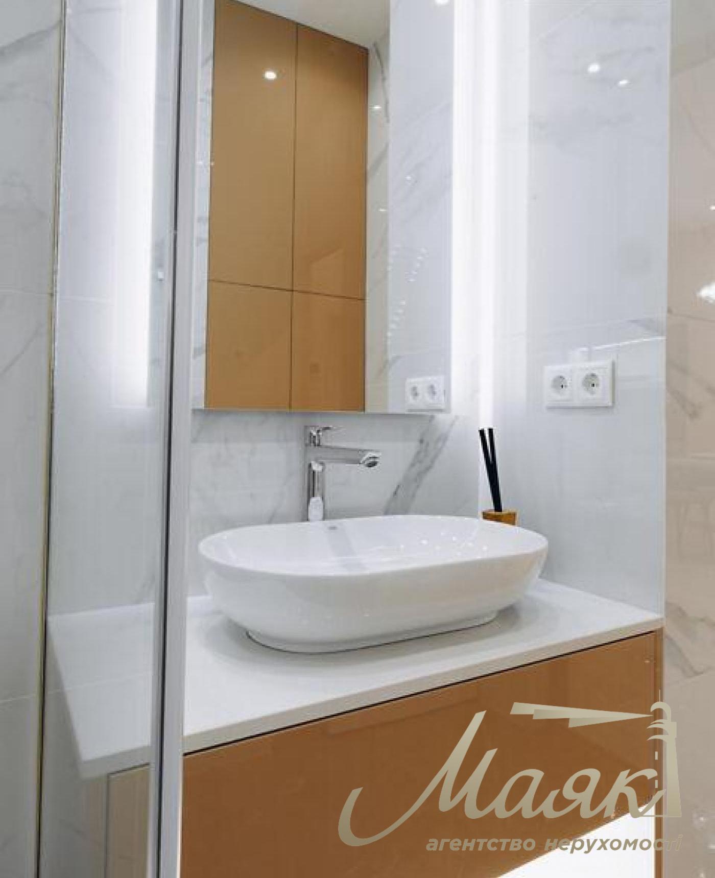 Продаж 2х-кімнатної квартири 85м2 в ЖК Новопечерські липки, Драгомирова 15Б, Печерськ, Київ